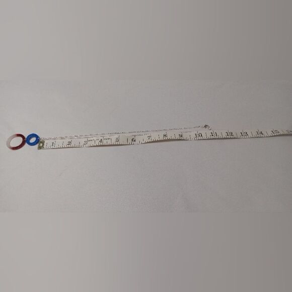 CLEARANCE  Red, white blue resin 2 circles resin necklace with 11 inch chain - Picture 5 of 5